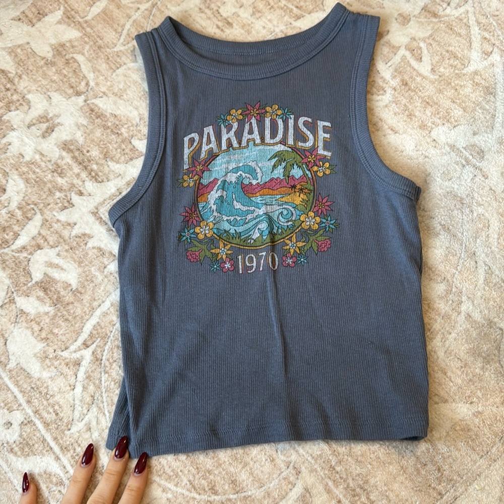 hollister graphic tank